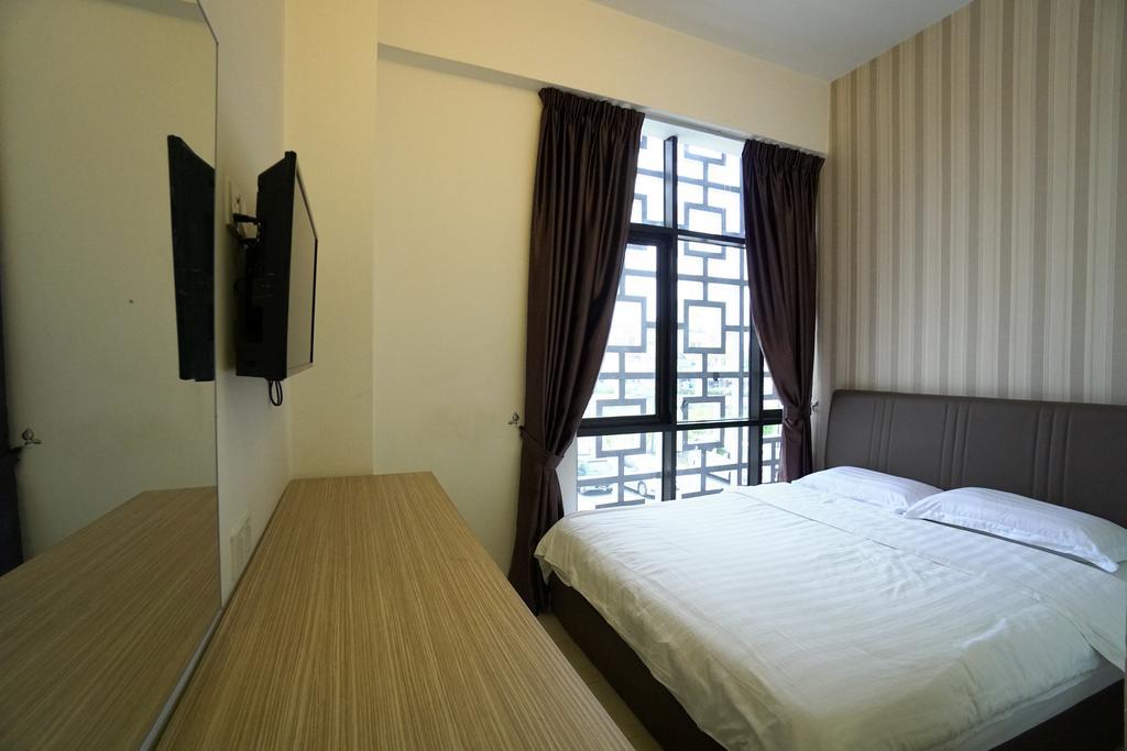 Crystal Garden Hotel - Seri Kembangan Eksteriør billede